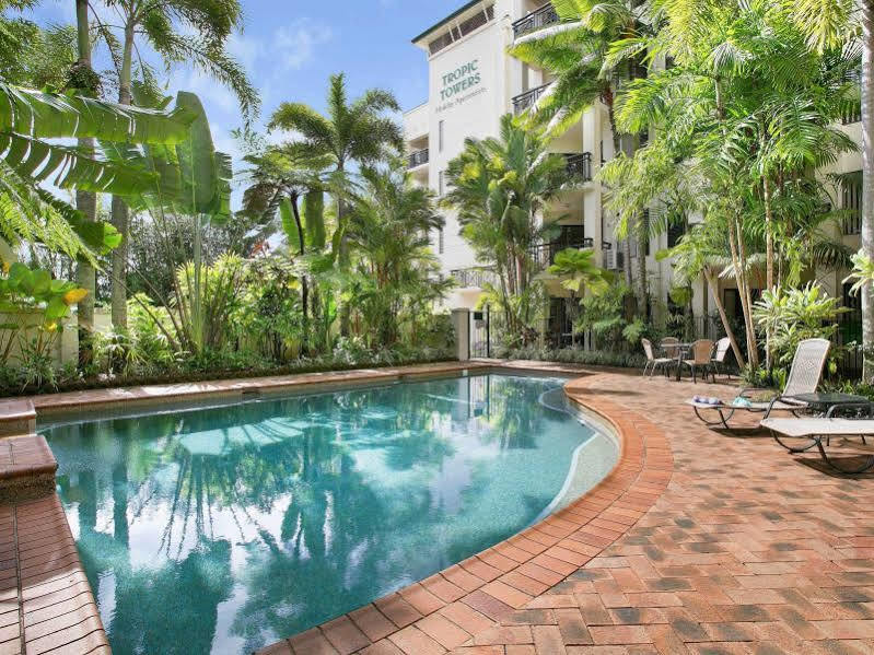 Tropic Towers Apartments Cairns Eksteriør billede
